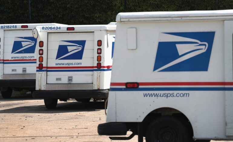USPS Seeks New Employees in Southern California for Holiday Surge