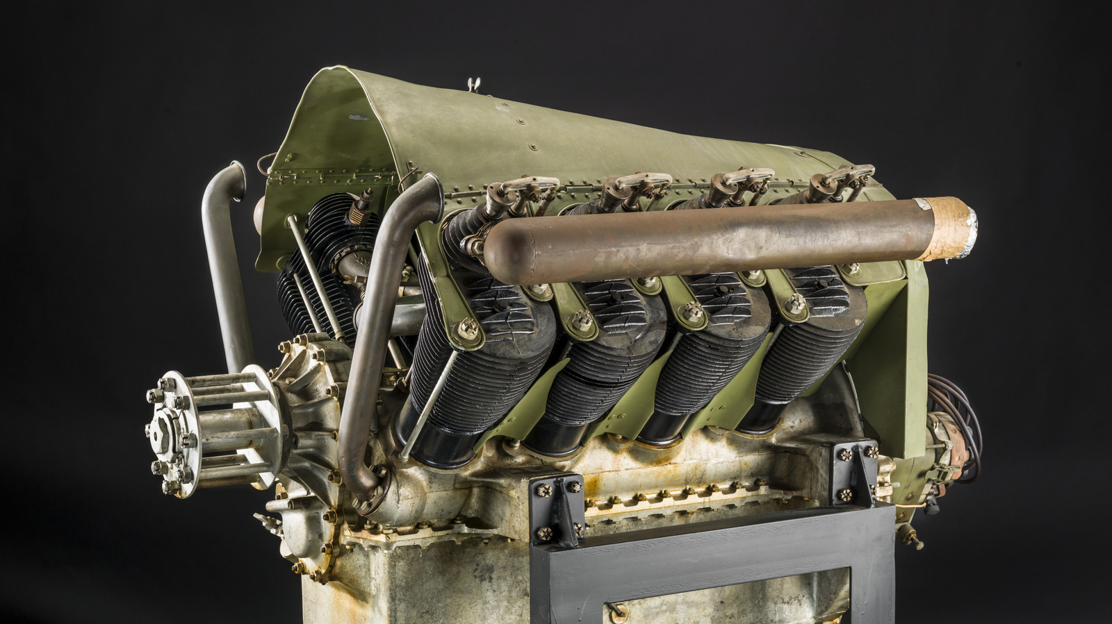 V8 Engine Origins: How France Sparked America’s Muscle Car Revolution