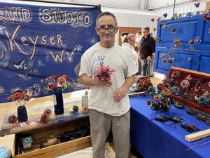 Vendors Showcase Unique Goods at Burlington’s Apple Festival