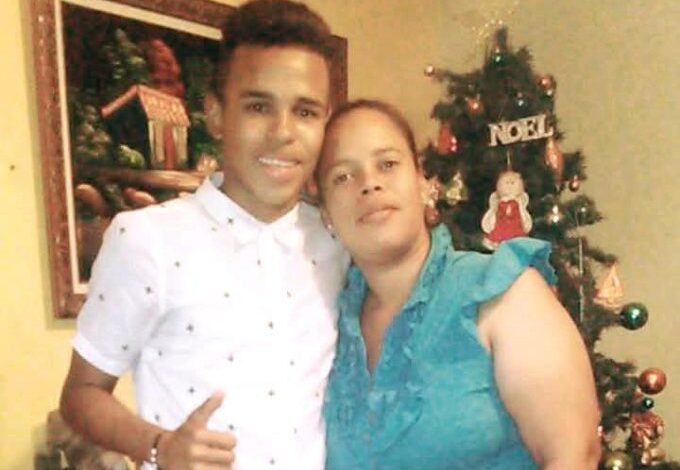 Venezuelan Immigrant Reunited with Family After Deportation