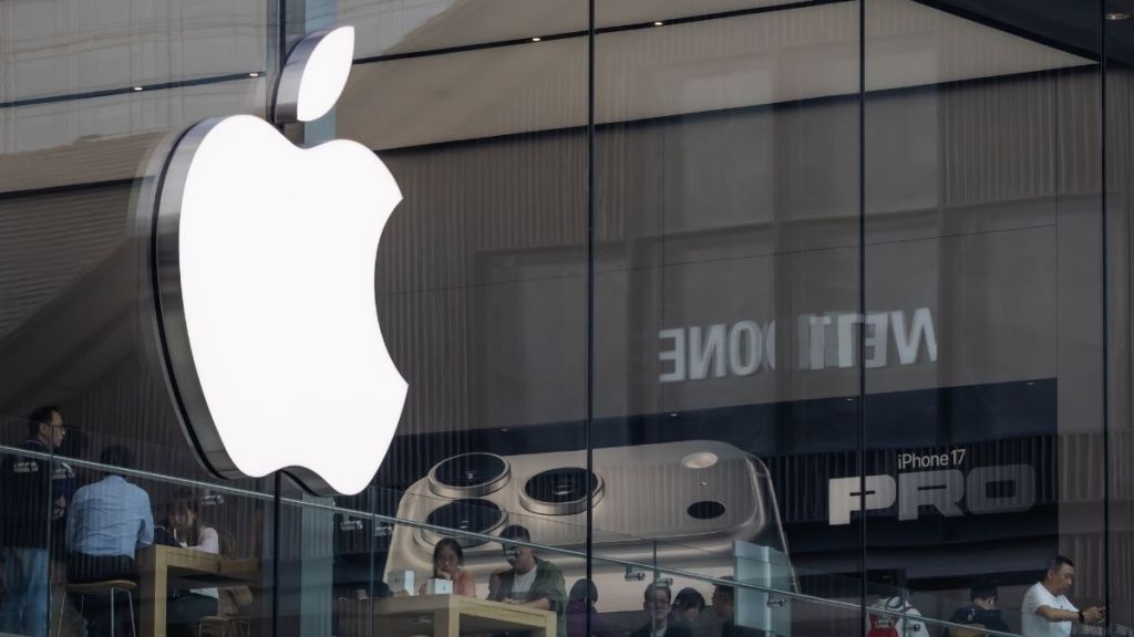 Apple Faces $2 Billion Class Action Lawsuit Over App Fees