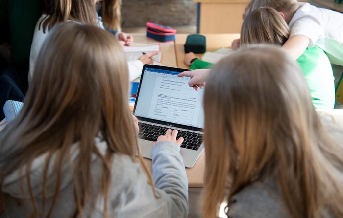 Apple Unveils Education Discounts for Students and Teachers NOW!