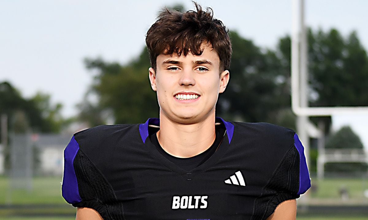 Baxter Football Falls to Moravia 54-32; Playoff Hopes End