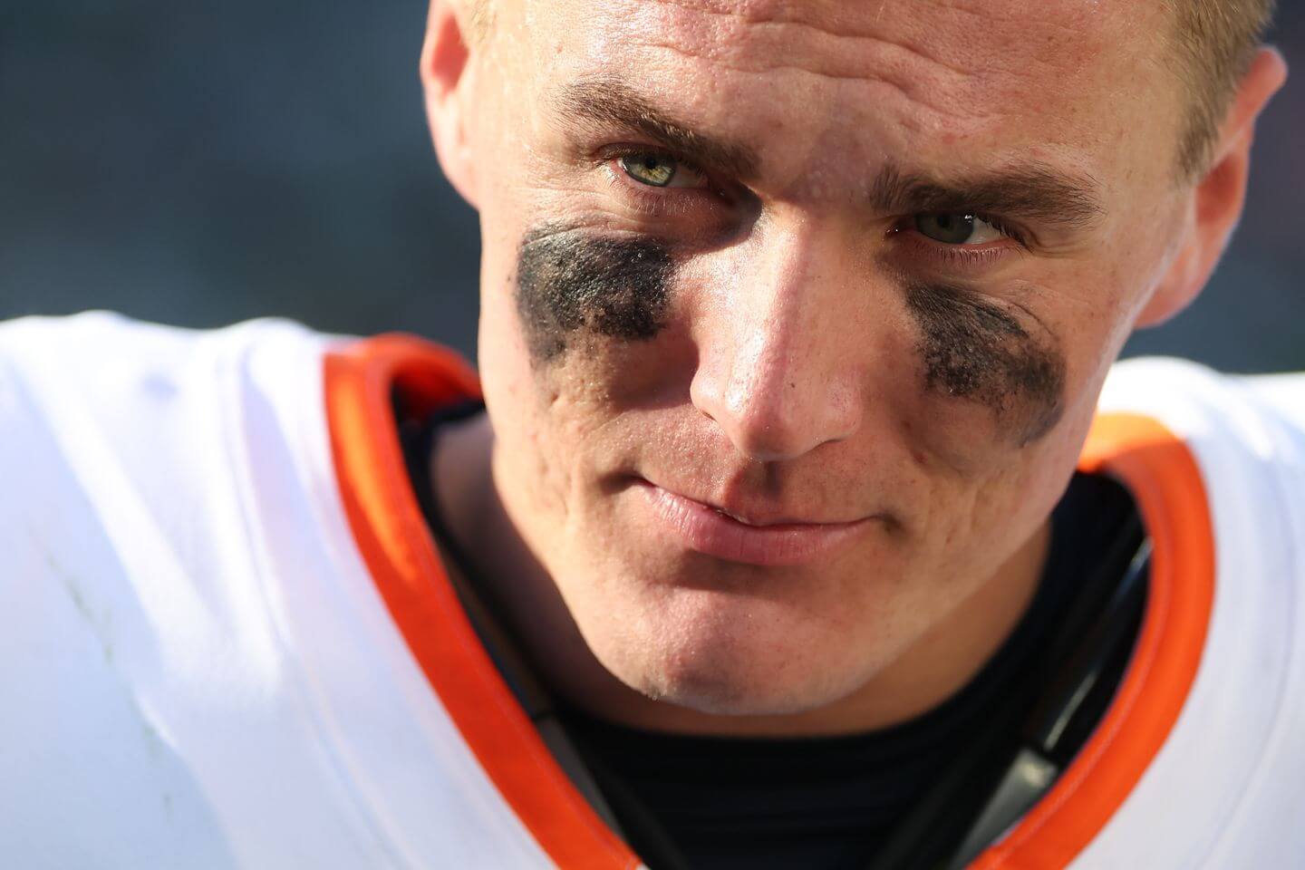 Broncos Face Jets in London: Live Updates and Key Insights