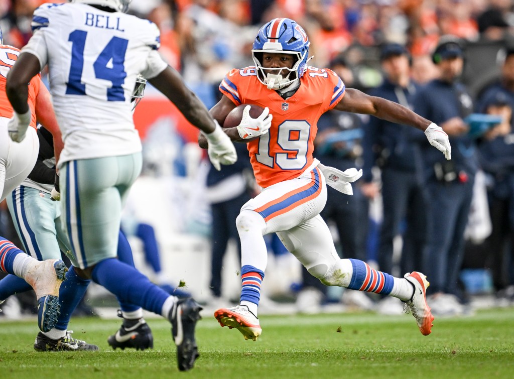 Broncos WR Marvin Mims Jr. Enters Concussion Protocol After Hit