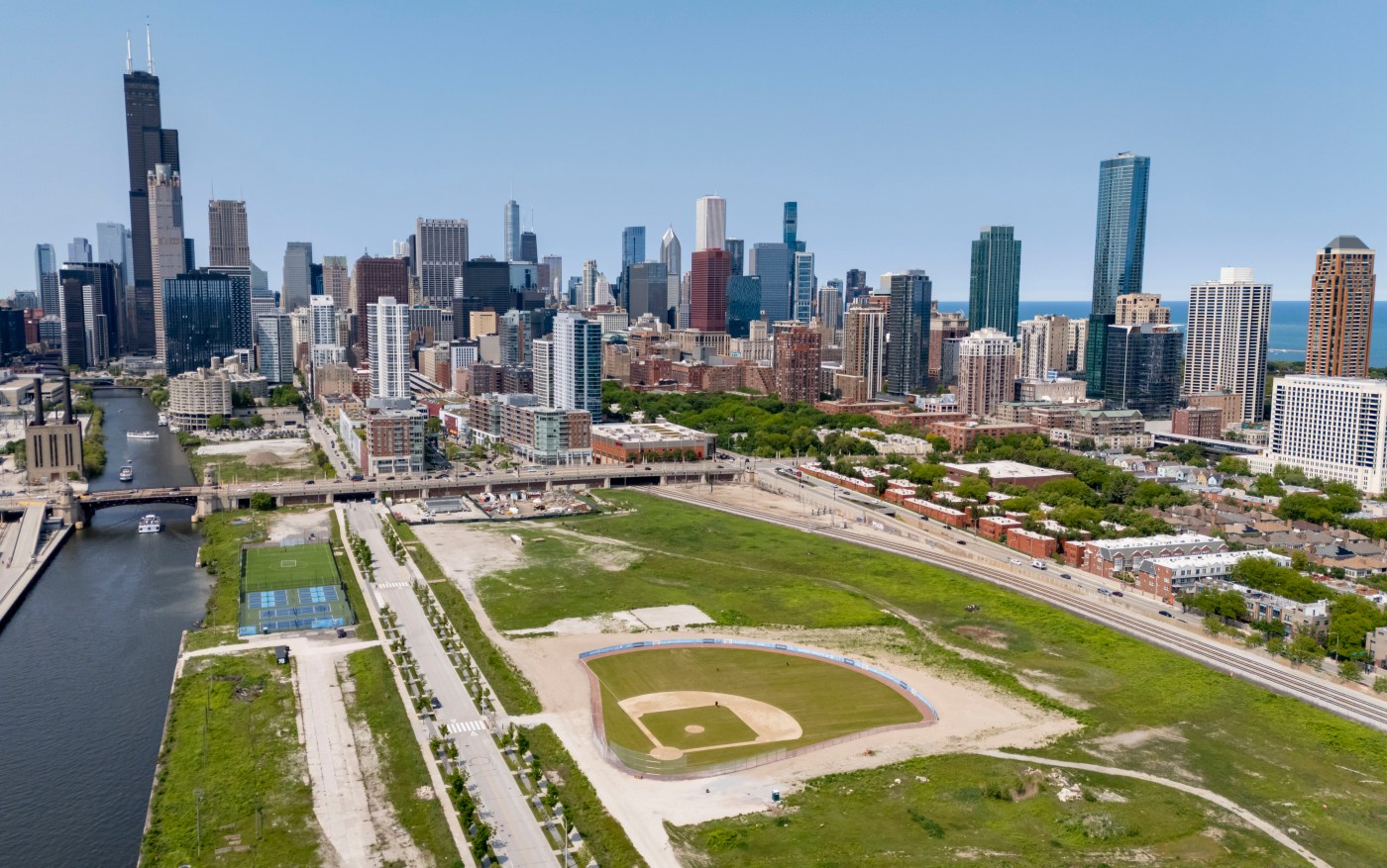 Chicago Teams Eye New Homes as Expansion Plans Gain Momentum