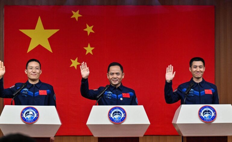 China Names Astronauts for Shenzhou 21 Mission to Tiangong Station
