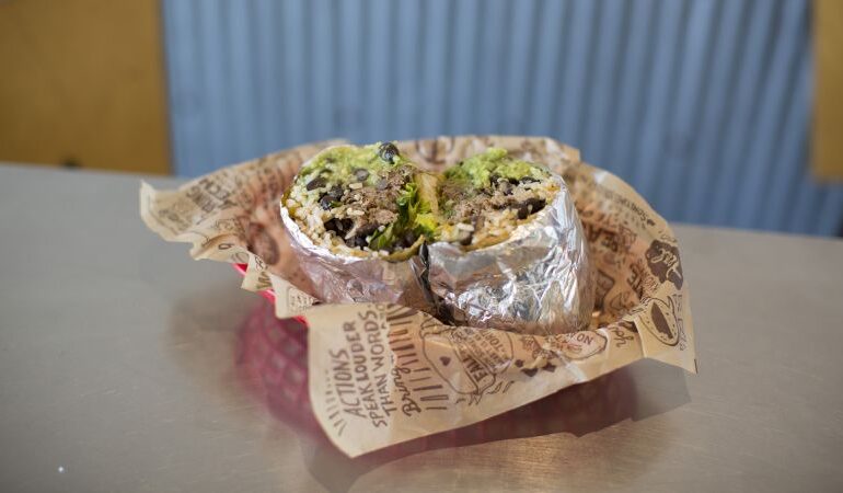 Chipotle’s Struggles Highlight Divergent U.S. Economic Trends