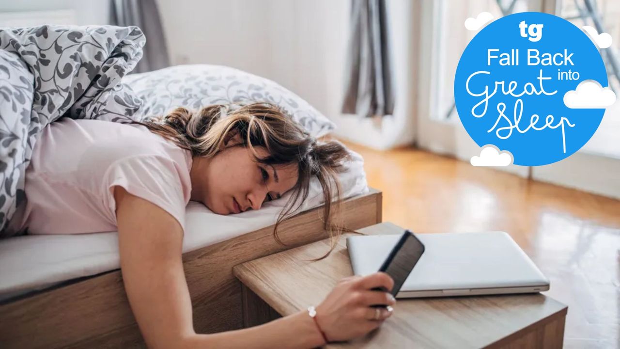 Clocks Change Brings Sleep Woes: How to Tackle Fall Back Fatigue