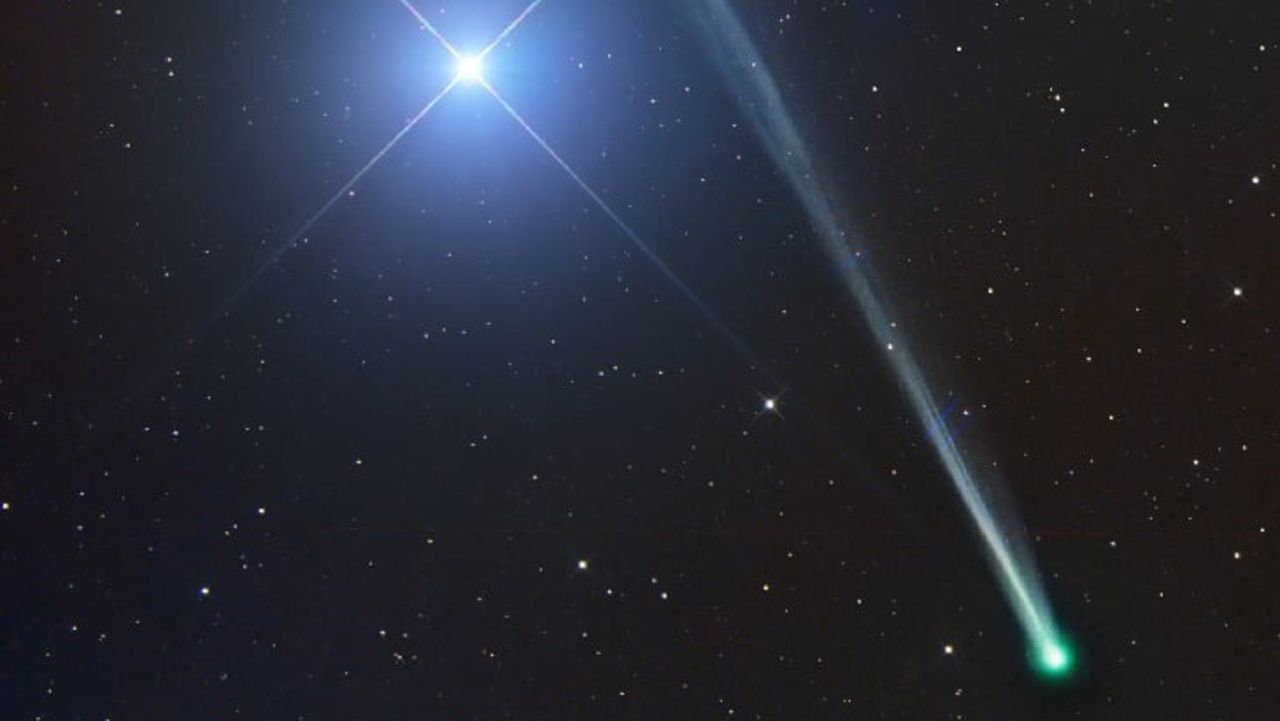Comet C/2025 R2 (SWAN) Set to Dazzle October Sky