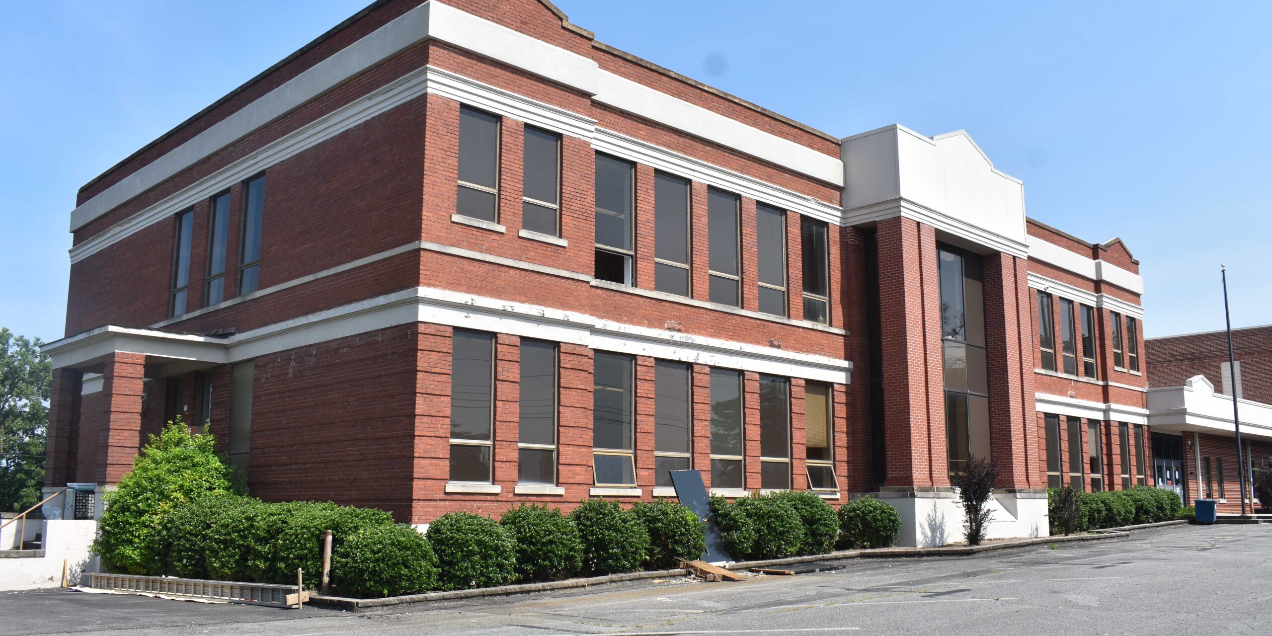 Dalton School Board to Vote on Major Renovation Projects