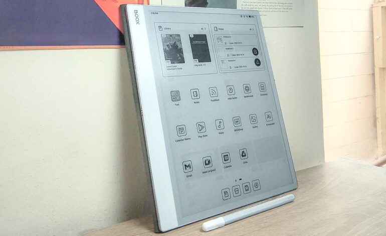 Discover the Boox Note Max: A Premium E-Paper Tablet Review