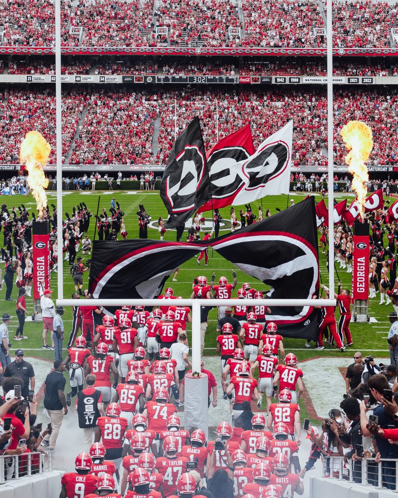 Georgia Bulldogs Secure Victory Over Kentucky, 35-14