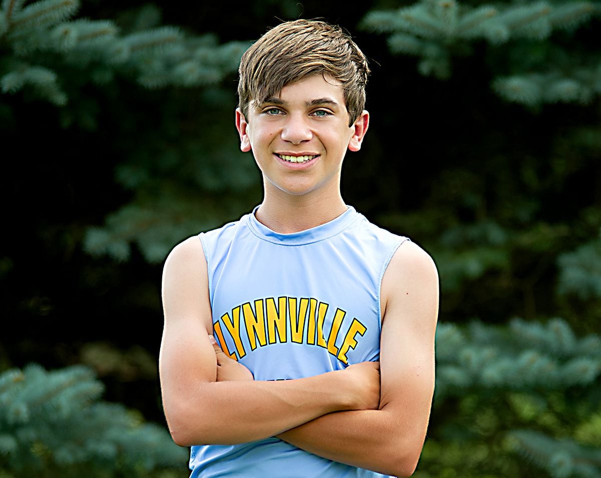 Hawks Fight to Ninth in Tough Cross Country Challenge at Williamsburg