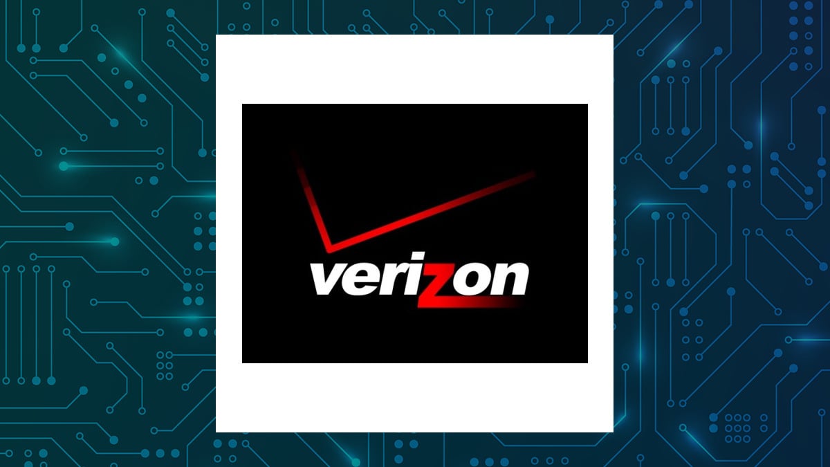Heritage Investors Reduces Stake in Verizon Amid Market Adjustments