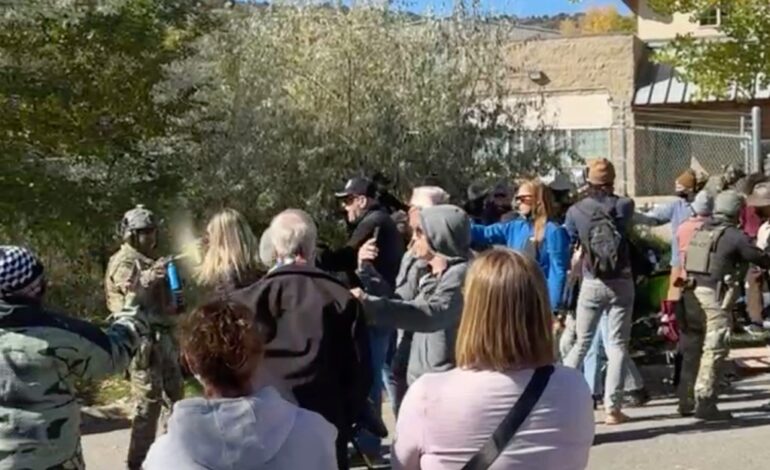 ICE Mistakenly Arrests Durango Father and Children Amid Protests