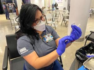 Imperial County Launches Flu Vaccination Campaign at College
