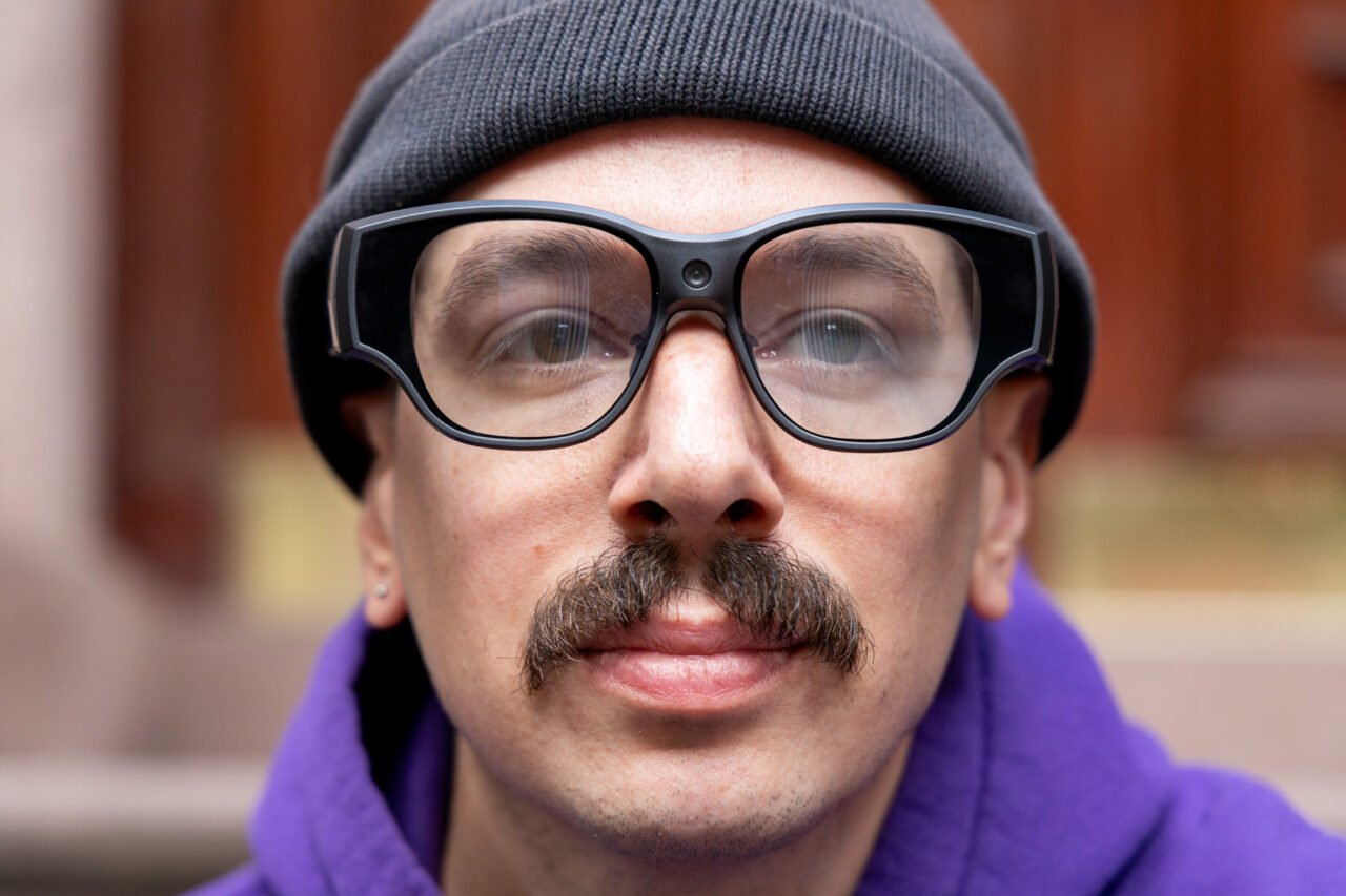 Inmo Air 3 AR Glasses Fall Short in Design and Functionality