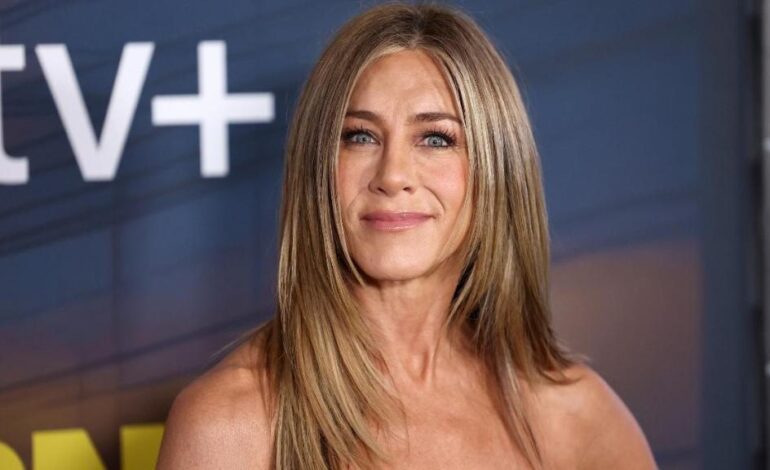 Jennifer Aniston Speaks Out Against Hurtful Motherhood Myths