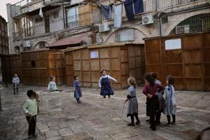 Jewish Communities Worldwide Celebrate Sukkot from October 7-13