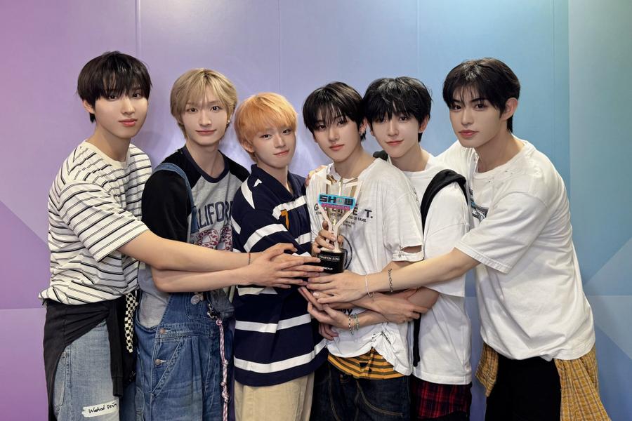 KickFlip Celebrates First Win on “Show Champion” with “My First Love Song”