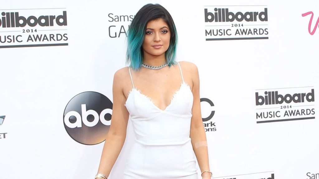 Kylie Jenner Drops Rap Verse in ‘Fourth Strike,’ Fans Go Wild