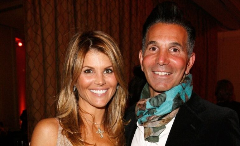 Lori Loughlin and Mossimo Giannulli Split After 28 Years Together