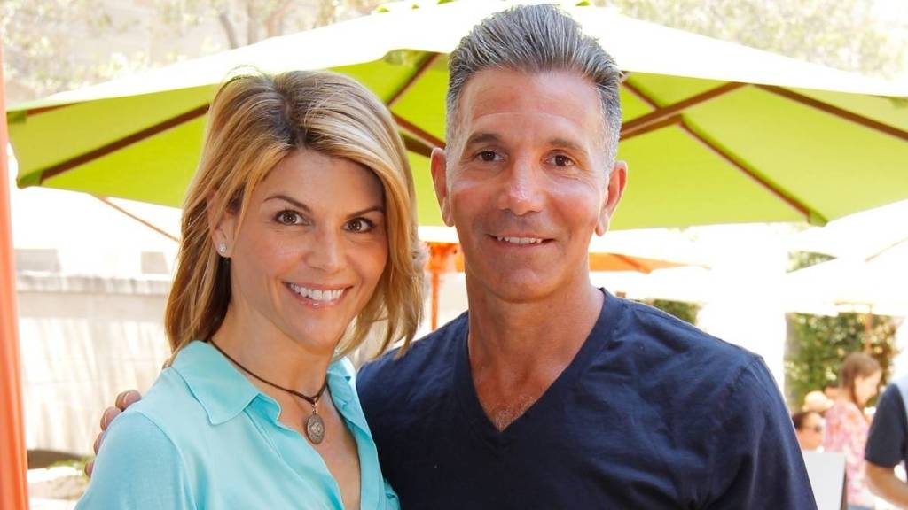 Lori Loughlin’s Marriage Ends Amid Strip Club Allegations