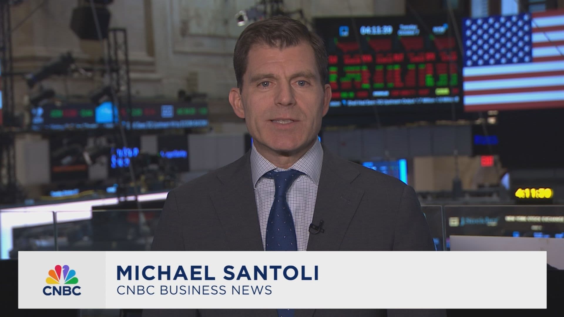 Markets Close Mixed as Investors React to Earnings Reports