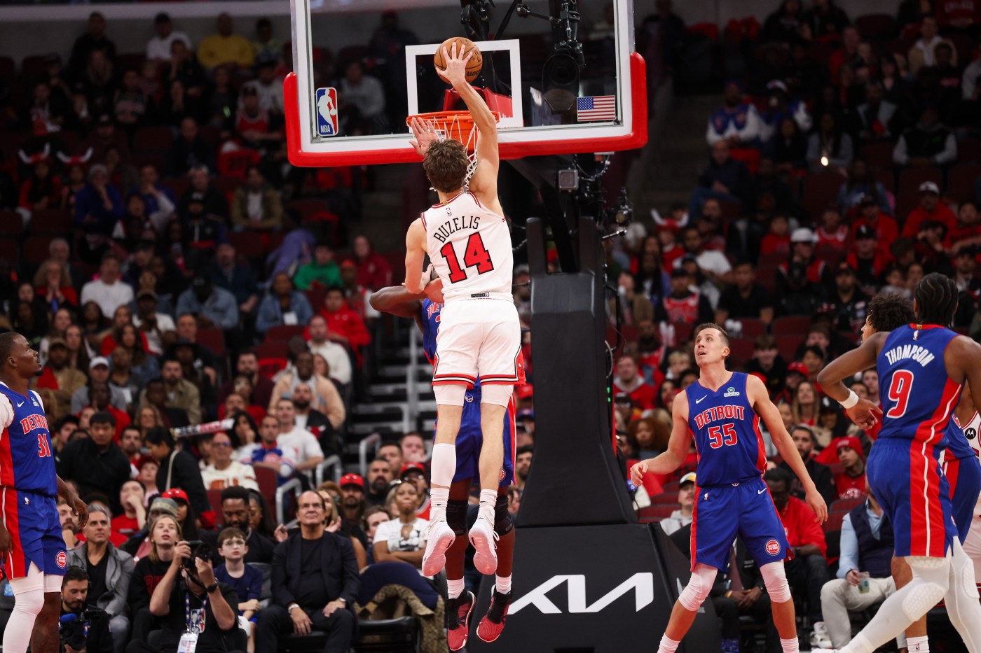 Matas Buzelis Shines in Bulls’ 115-111 Season Opener Victory