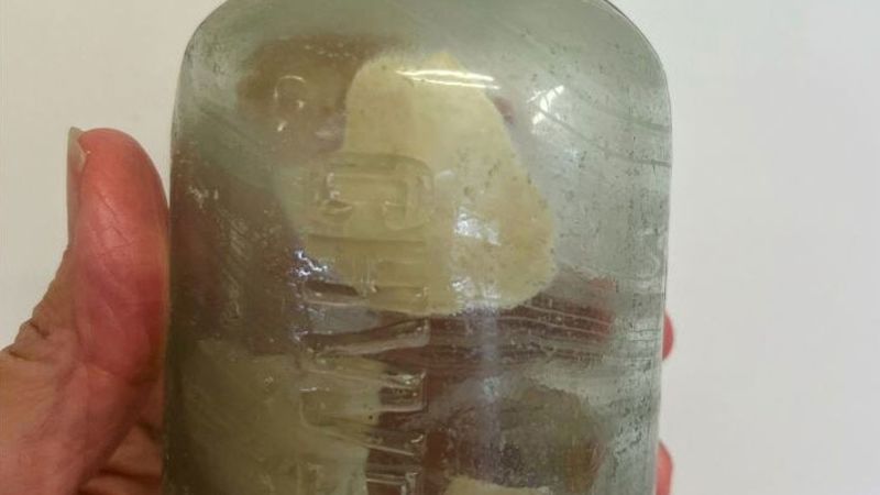 Messages in Bottles from WWI Soldiers Discovered on Australian Beach