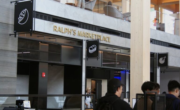 New Dining Options at Bloomberg Student Center Spark Debate on Accessibility