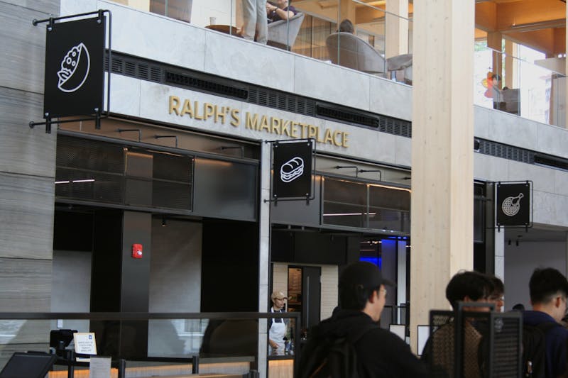 New Dining Options at Bloomberg Student Center Spark Debate on Accessibility