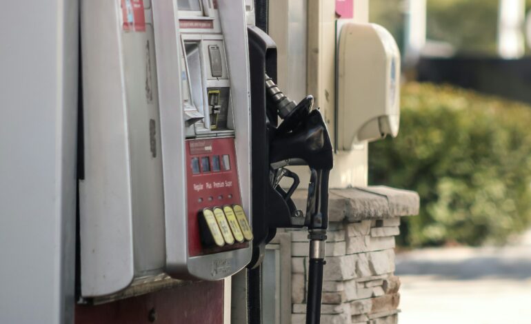 New Jersey Residents Save on Gas Spending Amid Cost of Living