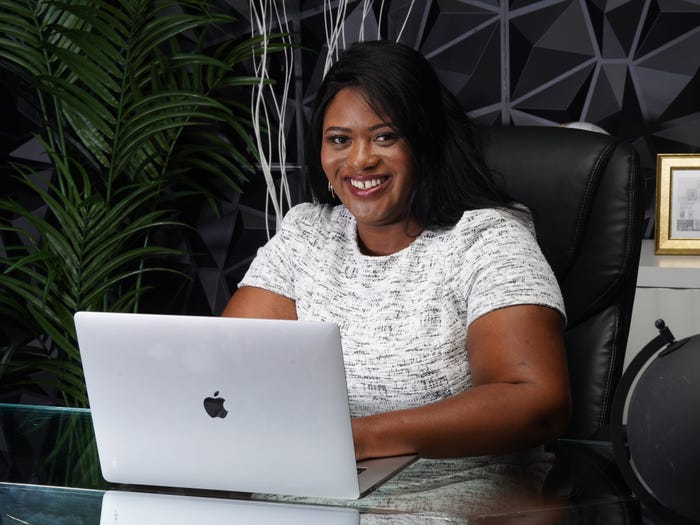 New Mom Triumphs Over Online Master’s Program Challenges