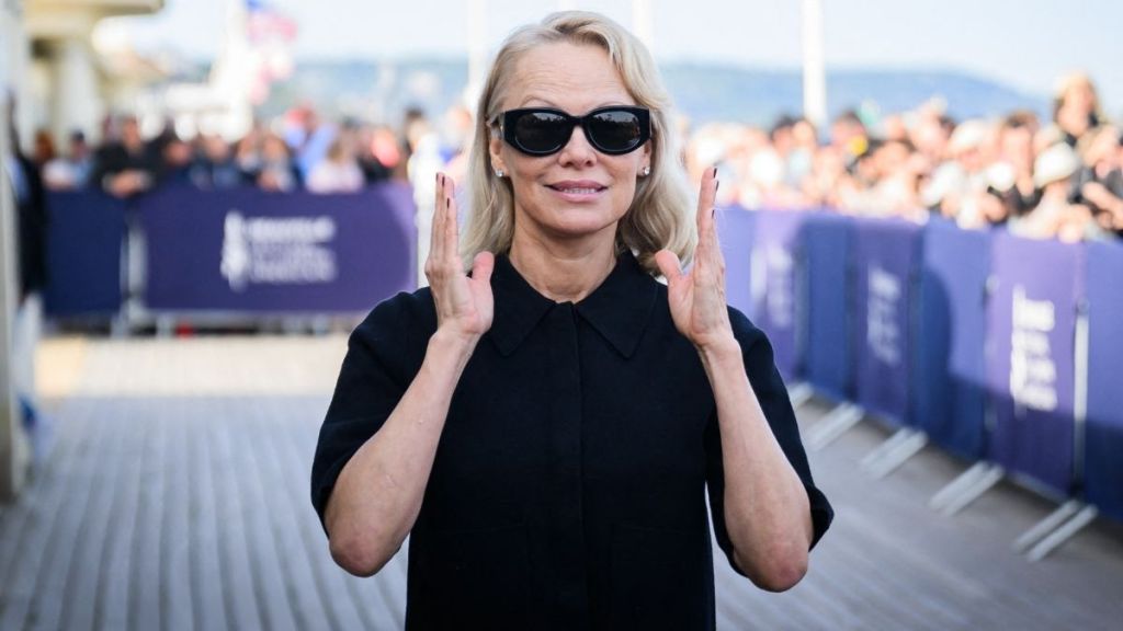 Pamela Anderson Unveils Stunning New Copper-Red Mullet Hairstyle