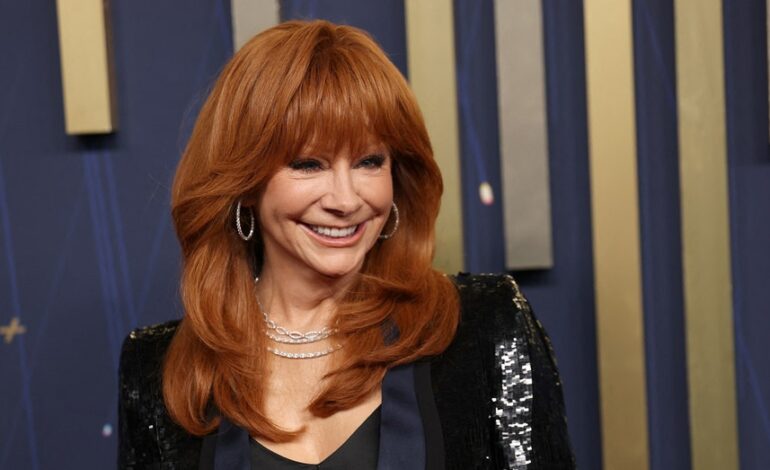Reba McEntire Shares Life Lessons and Engagement News Ahead of ACM Awards