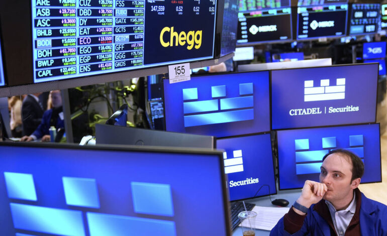 Stock Market and Economics: A Divergent Viewpoint Explored
