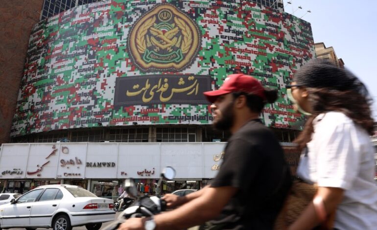 Tehran Adopts Resilient Stance After Renewed Sanctions