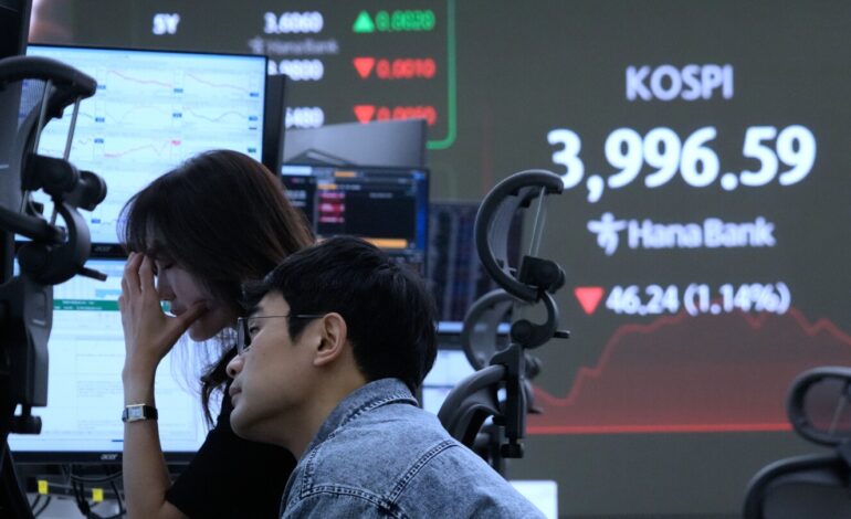 Tokyo’s Nikkei 225 Soars to Record High Amid Trump’s Asia Tour