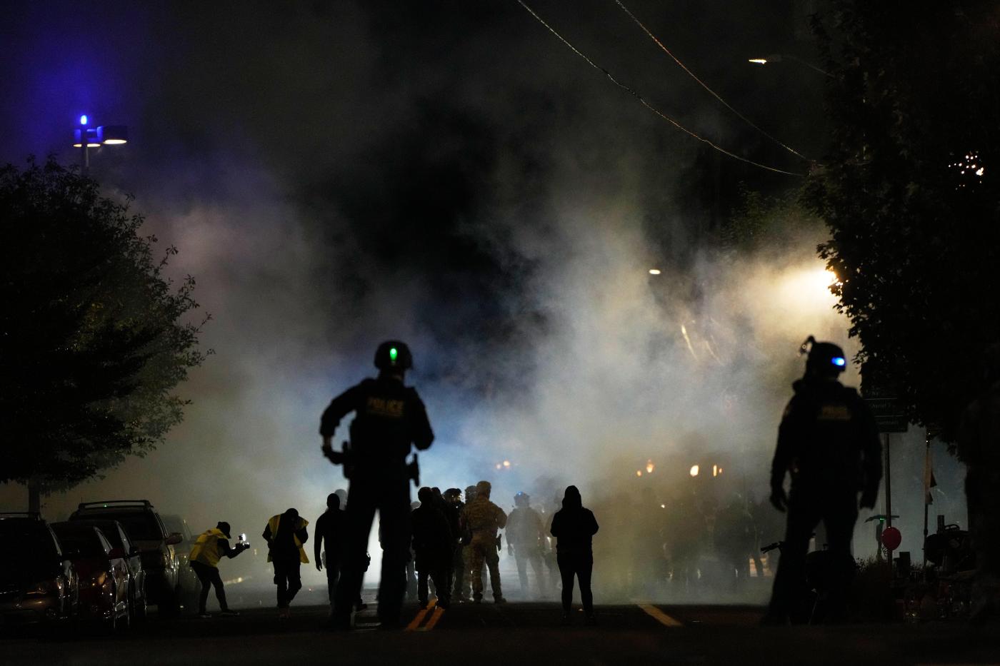 Trump Deploys 300 California National Guard to Oregon Amid Protests