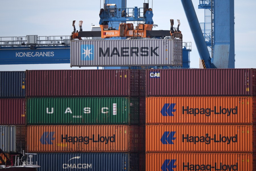 U.S. Manufacturing Faces Critical Challenges as Jobs Decline