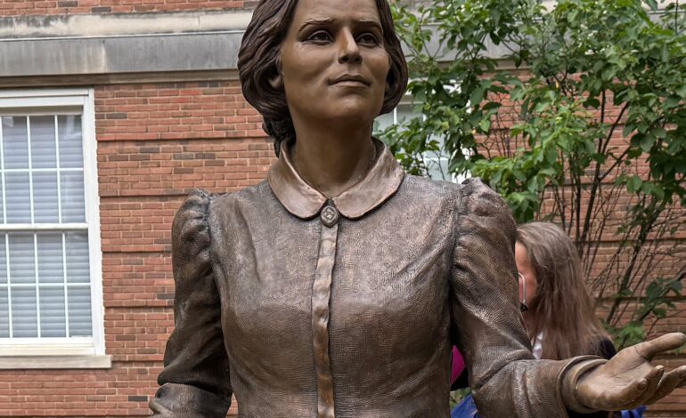 Upstate Medical University Unveils Statues of Trailblazing Female Doctors