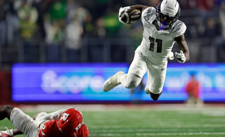 Wisconsin Badgers Face No. 6 Oregon Amid 5-Game Losing Streak