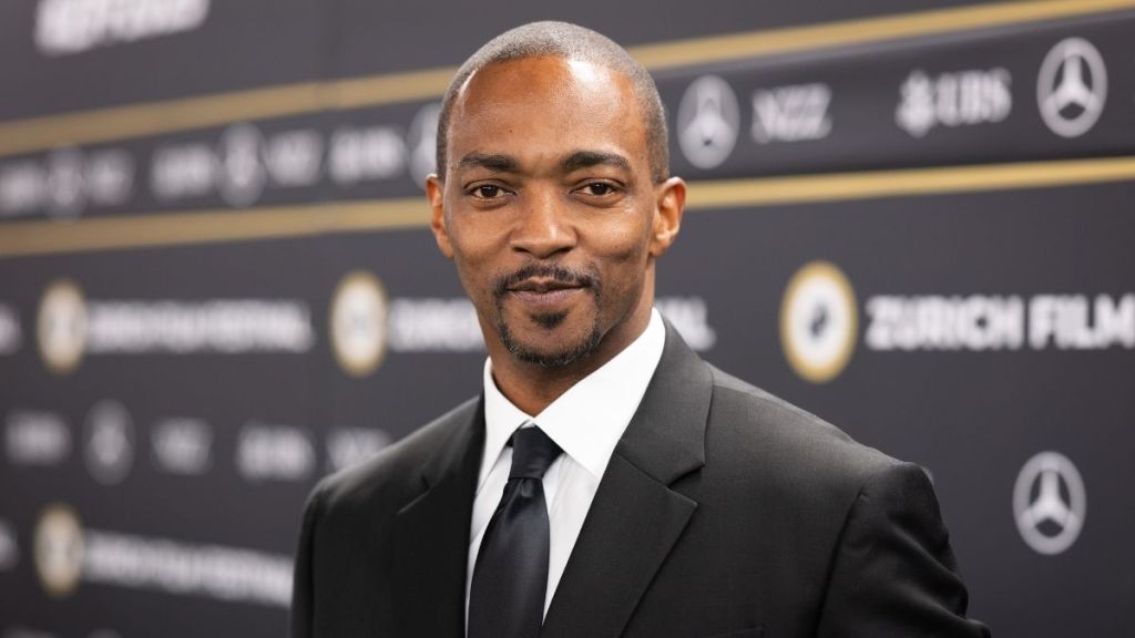 Anthony Mackie Faces Backlash for ‘Rude’ Fan Interaction