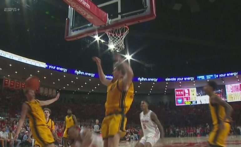 Arizona and Alabama Surge in Early Men’s College Basketball Rankings