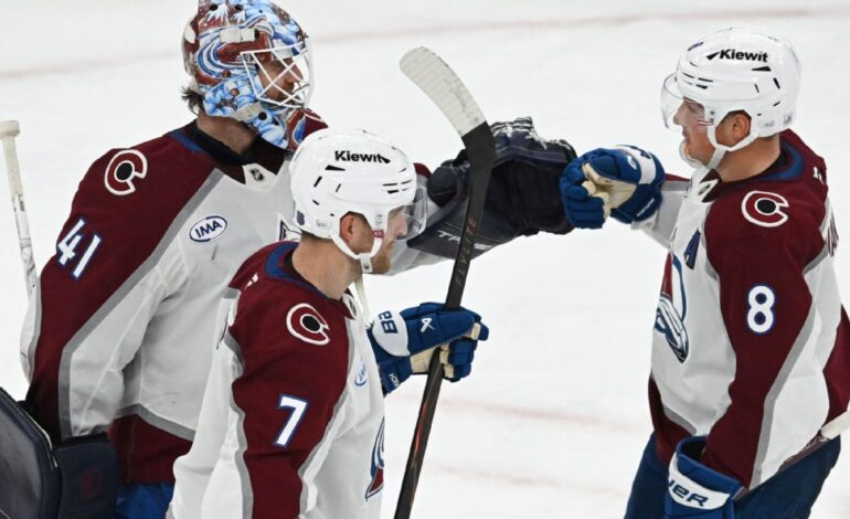 Avalanche Extend Winning Streak to Nine with Shutout Over Blackhawks