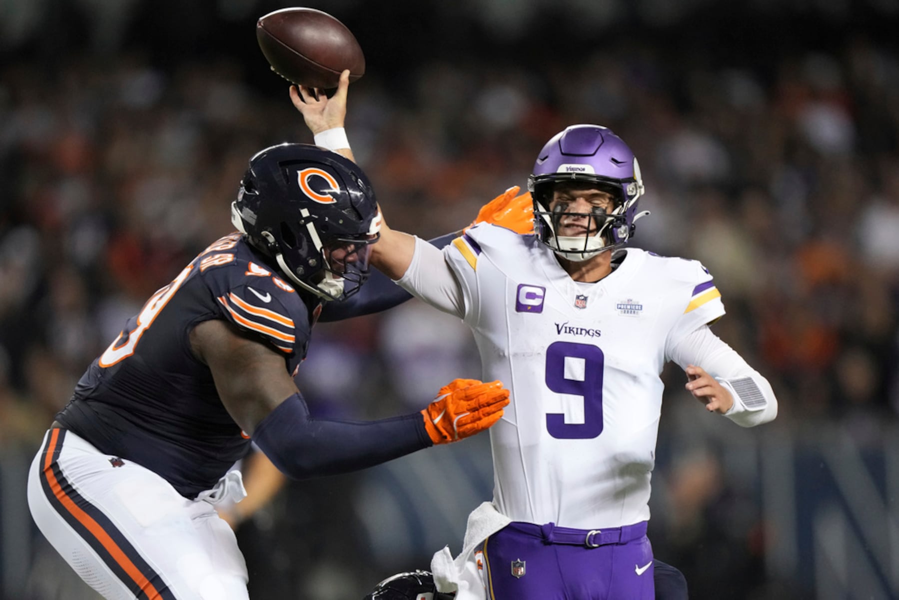 Bears Clash with Vikings: Live Stream Details for Sunday Showdown