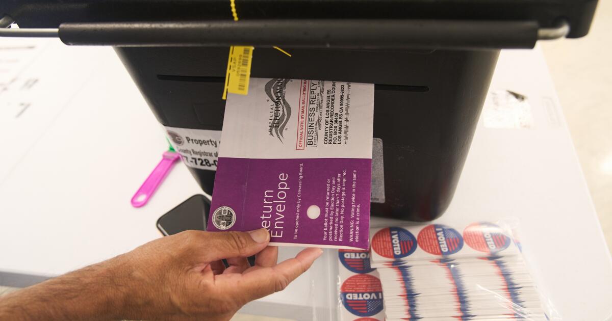 Californians Vote on Proposition 50 to Redraw Congressional Maps