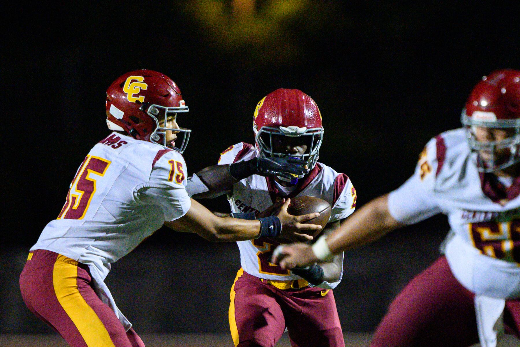 Central Catholic Surges Past Willamette, Advances to Semifinals